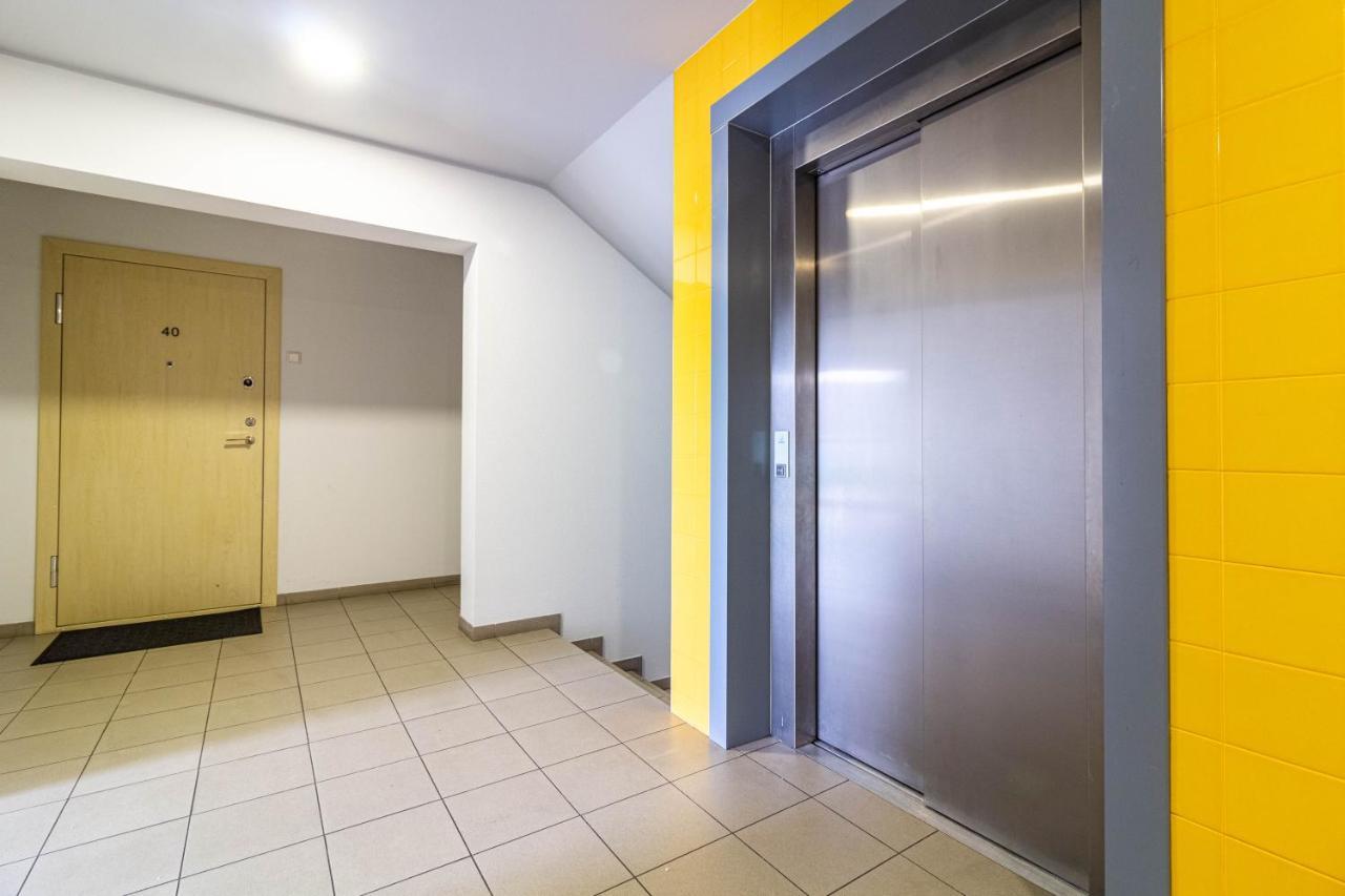 Cohost I Sunny Center Apt, Covered Parking, Balcony & Self Check-In Kaunas Ngoại thất bức ảnh