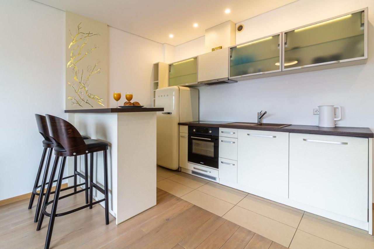 Cohost I Sunny Center Apt, Covered Parking, Balcony & Self Check-In Kaunas Ngoại thất bức ảnh